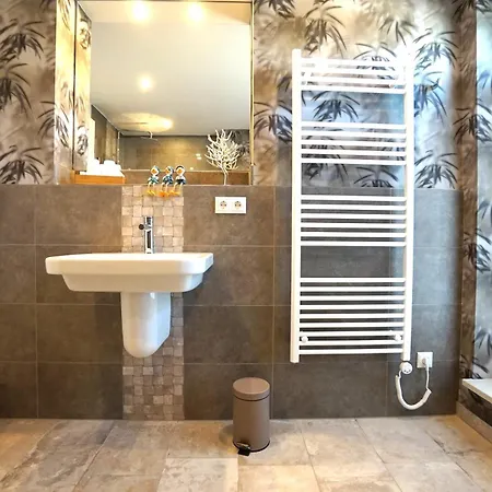 Bernstein & Breakfast 06 Lägenhet